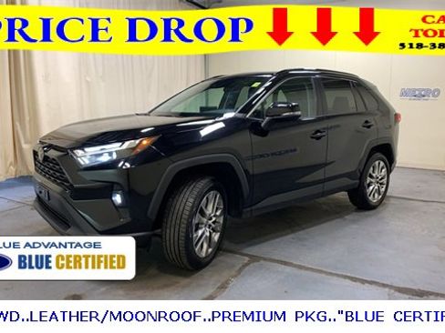 Used 2022 Toyota RAV4 XLE Premium image 45