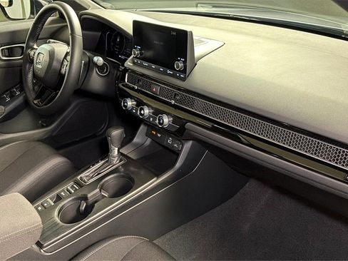 Used 2024 Honda Civic Sport image 10