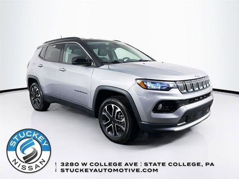 Used 2022 Jeep Compass Limited AWD/4WD image 1