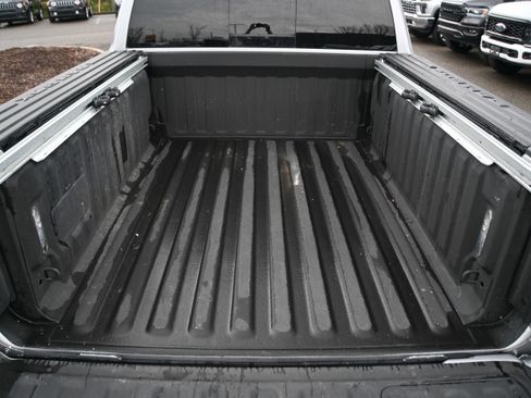 Used 2025 RAM 1500 Limited image 14