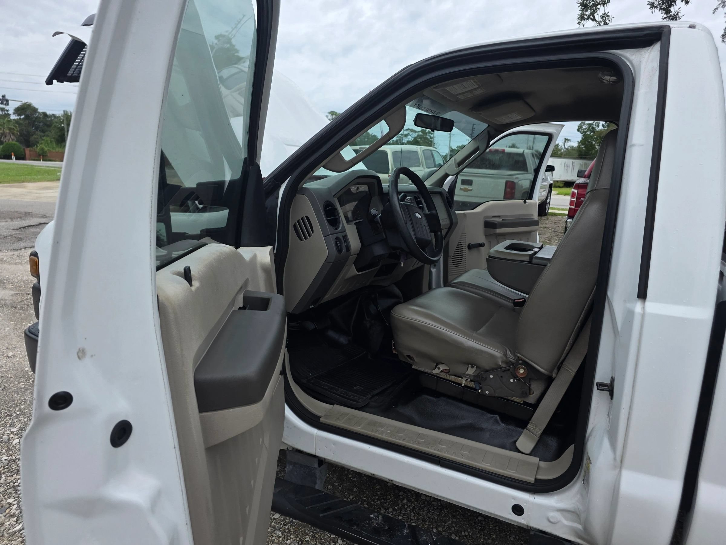 Used 2008 Ford F250 XL AWD/4WD image 10