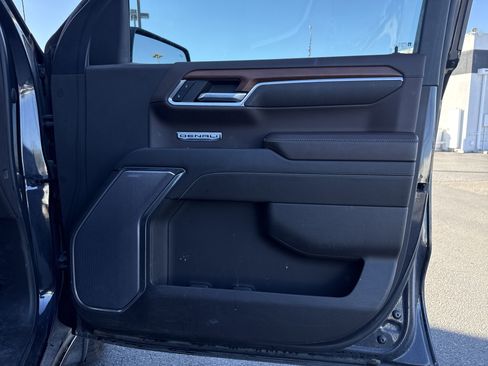 Used 2023 GMC Sierra 1500 Denali w/ Technology Package image 40