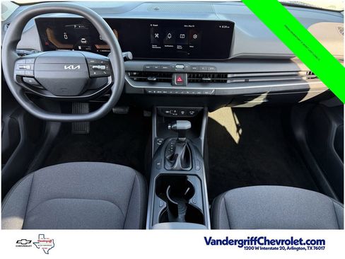 Used 2025 Kia K4 FWD image 9