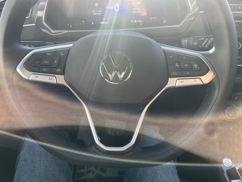 Used 2023 Volkswagen Tiguan S image 32