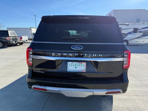 Used 2023 Ford Expedition Platinum image 4