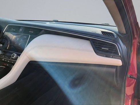 Used 2022 Honda Insight Touring image 14