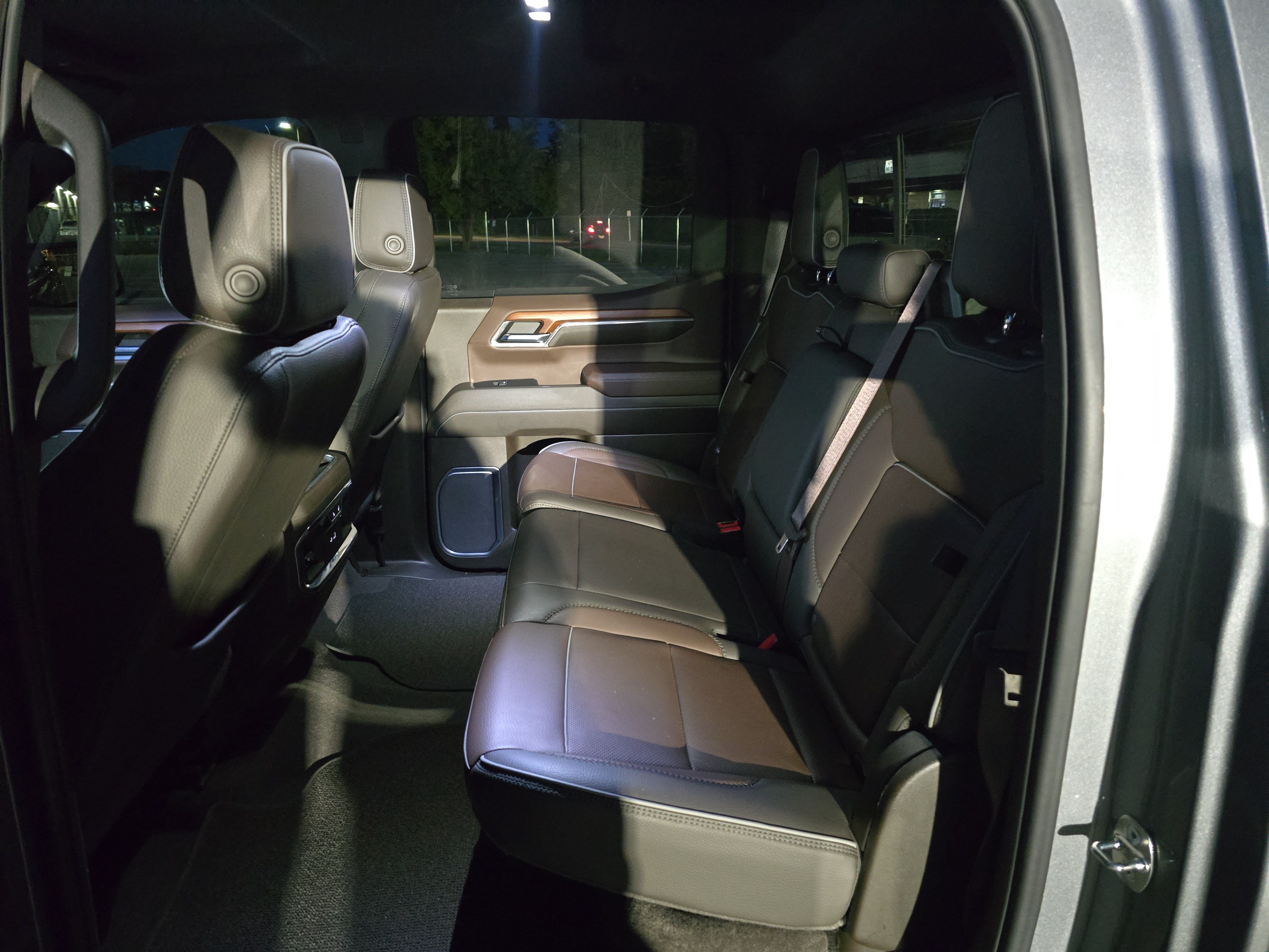 Used 2023 GMC Sierra 1500 Denali w/ Technology Package AWD/4WD image 13