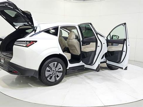 Certified 2025 Nissan Murano SL AWD/4WD image 32
