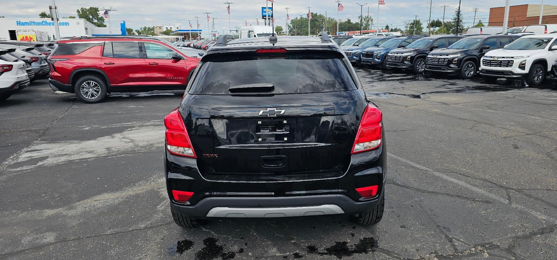 Used 2018 Chevrolet Trax LT w/ Sun & Sound Package FWD image 6