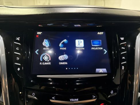 Used 2016 Cadillac Escalade Platinum image 20