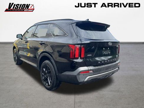 Used 2021 Kia Sorento S AWD/4WD image 5