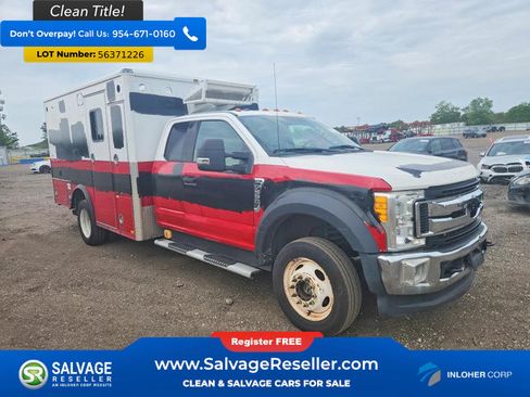 Used 2017 Ford F550 4x4 SuperCab Super Duty image 5