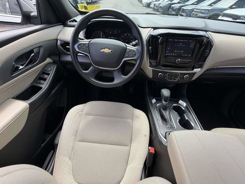 Used 2023 Chevrolet Traverse LS w/ Safety Package FWD image 17