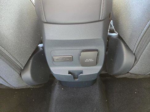 New 2025 Ford Maverick XLT w/ XLT Luxury Package image 15