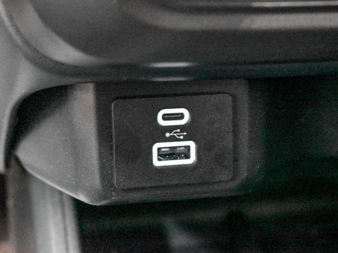 Used 2023 Ford Maverick XL image 23