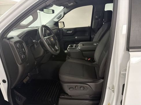 Used 2023 Chevrolet Silverado 1500 Custom image 10