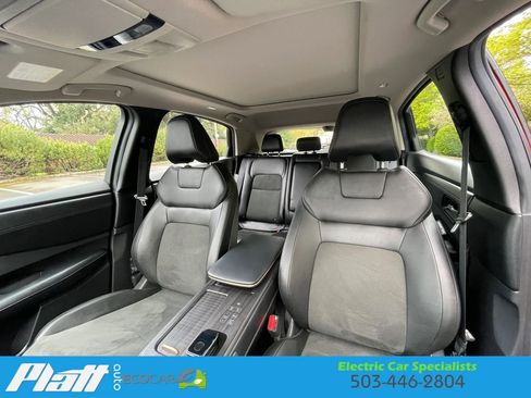 Used 2023 Nissan Ariya FWD image 38