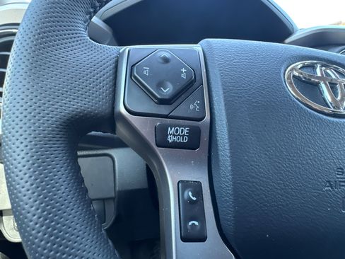 Used 2023 Toyota Tacoma SR5 w/ Technology Package image 31