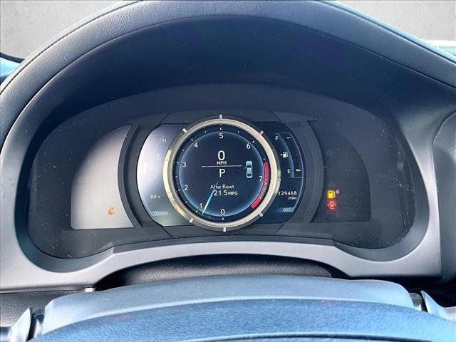 Used 2015 Lexus IS 350 w/ F-Sport Package RWD image 22