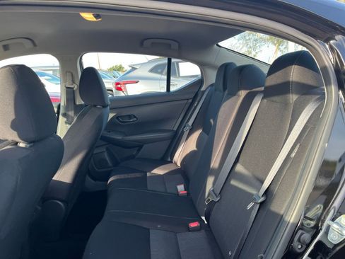 Used 2025 Nissan Sentra SV image 25