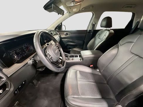 Certified 2022 Kia Sorento S image 21