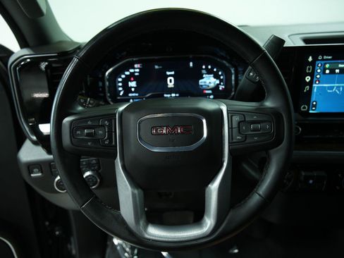 Used 2025 GMC Sierra 1500 SLT AWD/4WD image 44