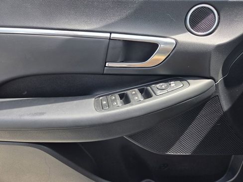 Used 2023 Hyundai Sonata SEL w/ Convenience Package FWD image 19