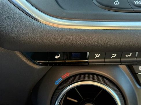 Used 2024 Chevrolet Blazer LT w/ Convenience Package image 23