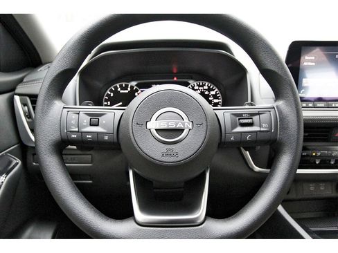 Certified 2024 Nissan Rogue S image 11