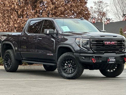 Used 2023 GMC Sierra 1500 AT4X image 2