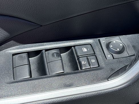 Certified 2025 Toyota RAV4 LE FWD image 15