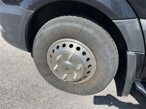 Used 2016 Mercedes-Benz Sprinter 3500 image 6