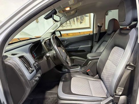 Used 2020 Chevrolet Colorado Z71 AWD/4WD image 17
