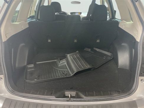 Used 2018 Subaru Forester 2.5i Premium image 16