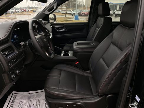 Used 2023 Chevrolet Tahoe RST image 11