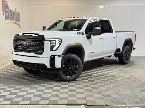 New 2026 GMC Sierra 2500 AT4 w/ AT4 Premium Plus Package AWD/4WD image 2