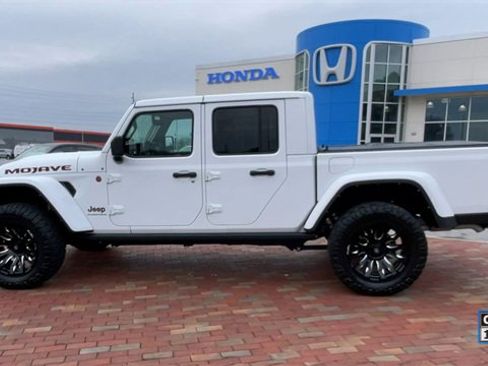 Used 2023 Jeep Gladiator Mojave w/ LED Lighting Group image 7