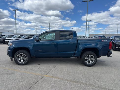 Used 2019 Chevrolet Colorado Z71 AWD/4WD image 6