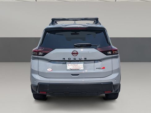 Used 2025 Nissan Rogue SV w/ Rock Creek Premium Package AWD/4WD image 6