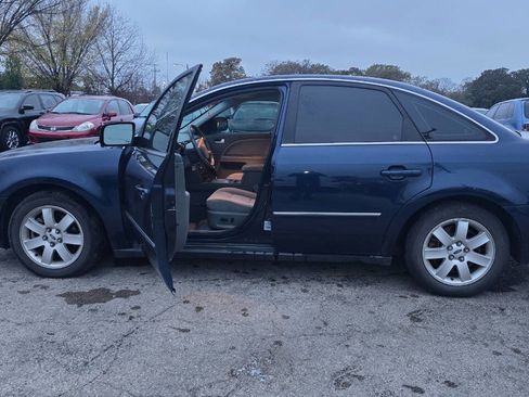 Used 2006 Ford Five Hundred SEL image 3