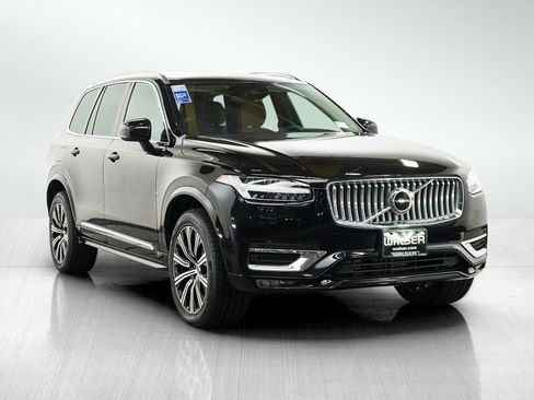 Used 2024 Volvo XC90 B6 Core w/ Protection Package Premier AWD/4WD image 7