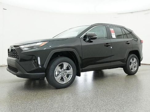 New 2025 Toyota RAV4 XLE image 17