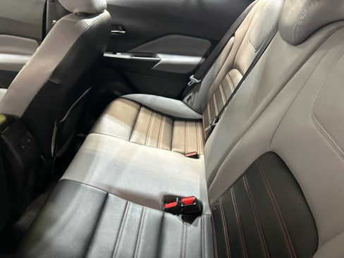 Used 2023 Nissan Kicks SR w/ SR Premium Package FWD image 5