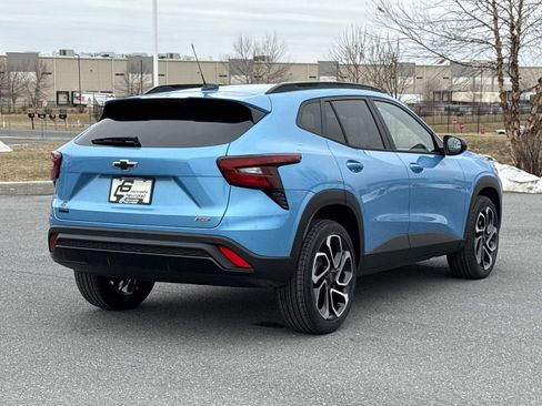 New 2026 Chevrolet Trax RS w/ Sunroof Package FWD image 13