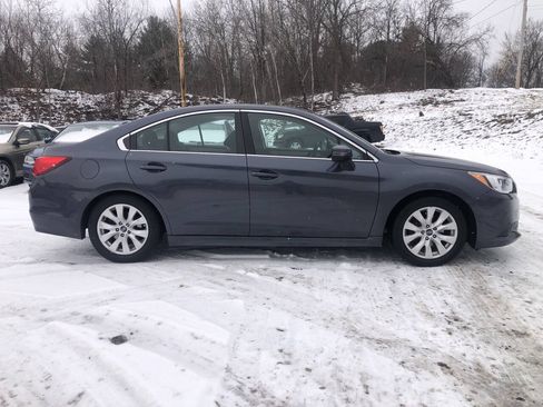 Used 2015 Subaru Legacy 2.5i Premium AWD/4WD image 4