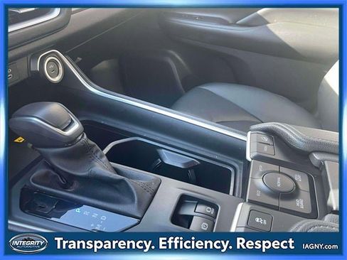 Used 2024 Toyota Grand Highlander XLE image 31