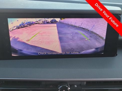 Used 2025 Nissan Murano SV FWD image 10