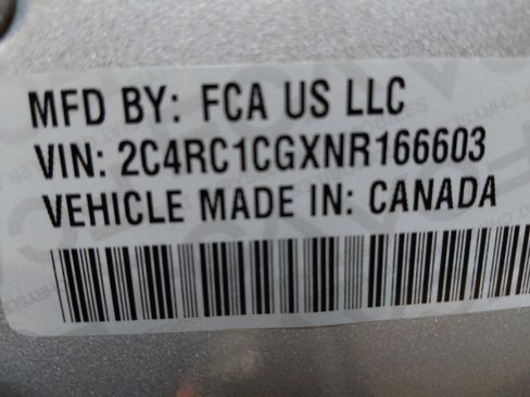 Used 2022 Chrysler Voyager LX FWD image 33