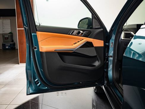 Used 2025 BMW X5 xDrive40i image 24