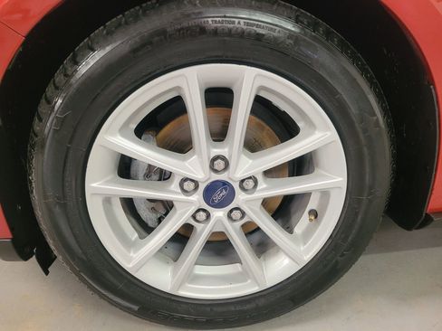 Used 2018 Ford Focus SE image 13